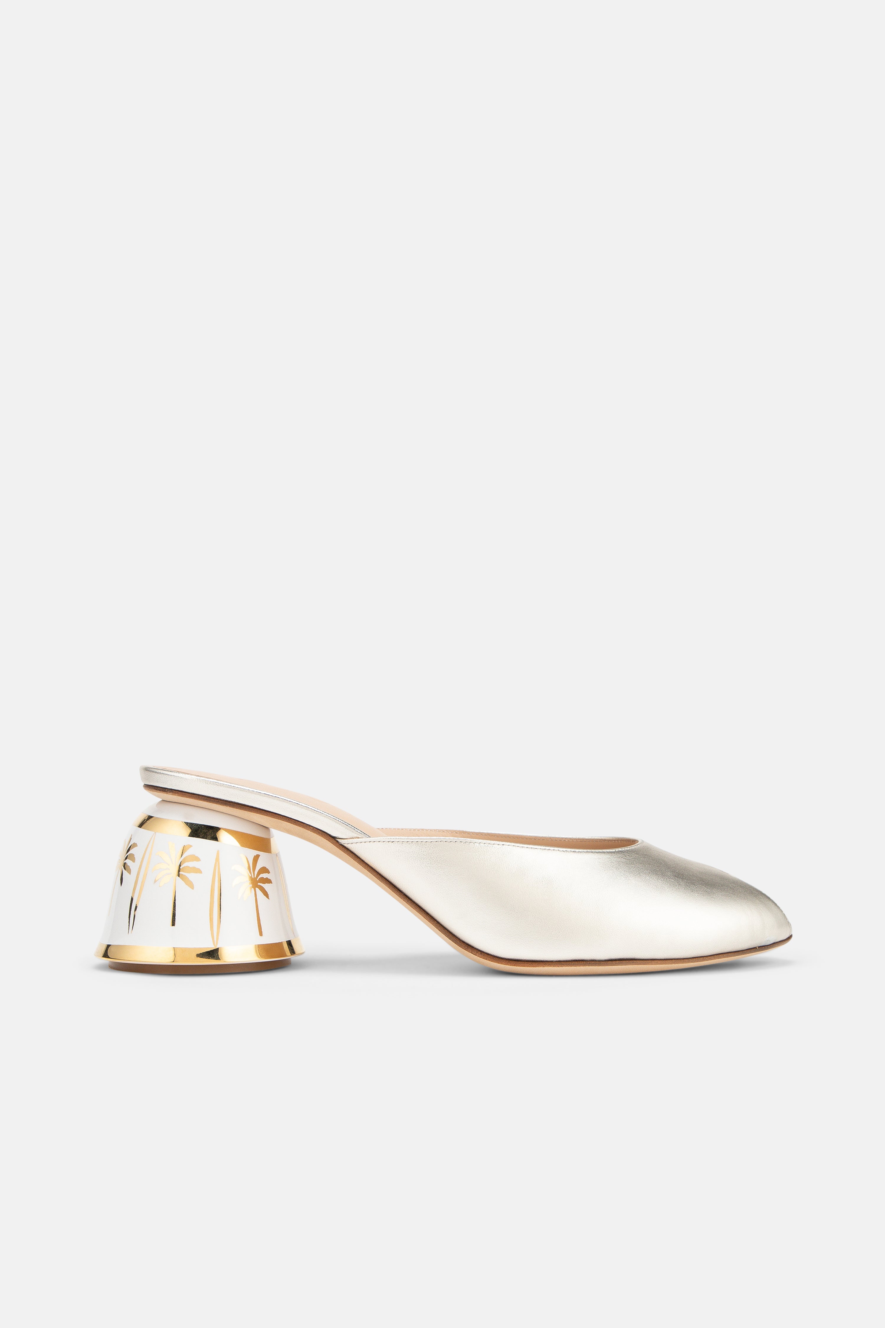 Side view of DUHA Finja platinum nappa leather block heel mule — Italian artisan shoe